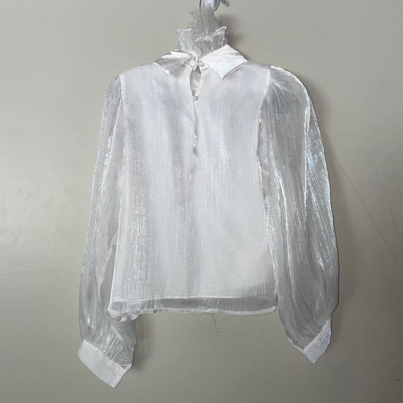 White victorian style blouse - Picture 2 of 2